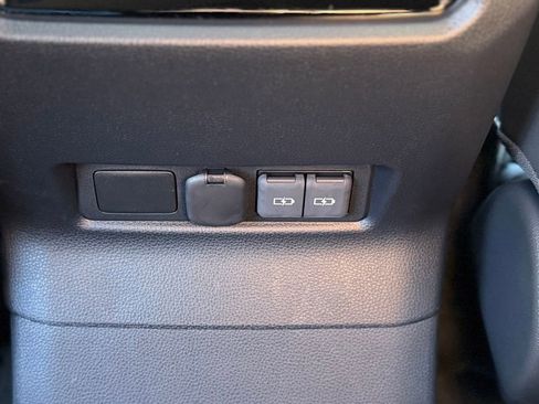 Used 2025 Toyota Land Cruiser w/ Premium Package image 9