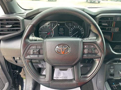 Used 2026 Toyota Tundra SR5 w/ SR5 Convenience Package AWD/4WD image 25