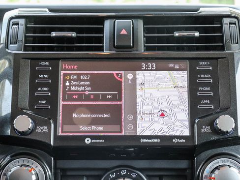 Used 2022 Toyota 4Runner TRD Off-Road Premium w/ Moonroof Package AWD/4WD image 15