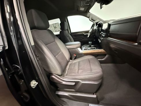 Used 2023 GMC Sierra 1500 Elevation w/ Preferred Package image 12