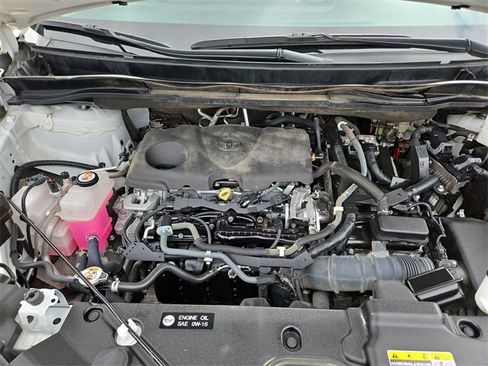 Used 2021 Toyota Sienna LE image 26