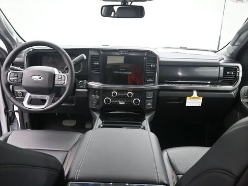 New 2026 Ford F250 Lariat w/ Black Appearance Package image 28