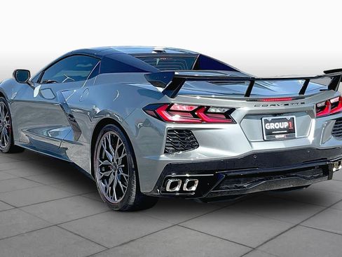 Used 2023 Chevrolet Corvette Stingray Preferred Conv w/ Z51 Performance Package RWD image 11