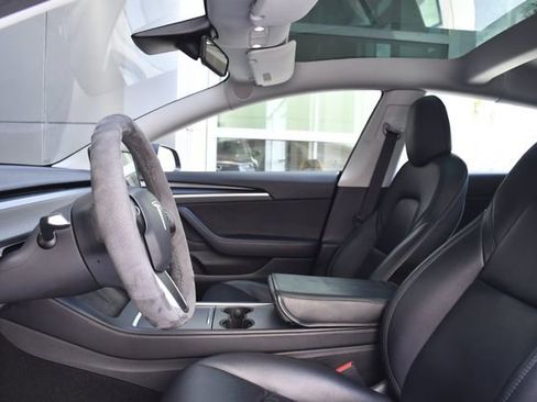 Used 2022 Tesla Model 3 RWD image 17