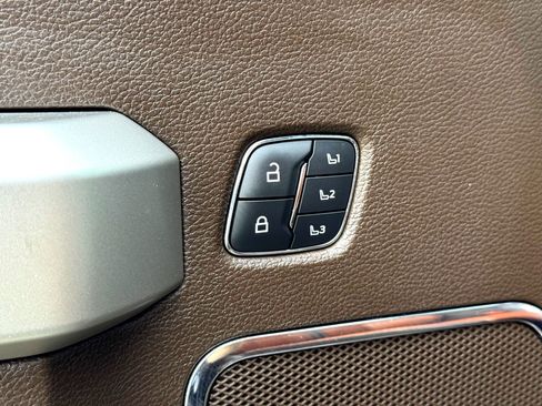 Used 2022 Ford F250 King Ranch w/ King Ranch Ultimate Package image 16