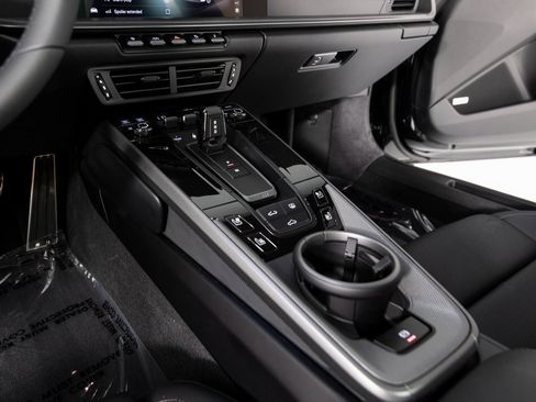 Certified 2025 Porsche 911 Carrera image 44