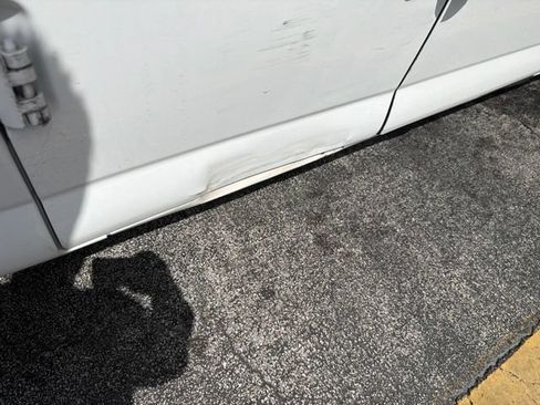Used 2014 Chevrolet Express 2500 RWD image 10
