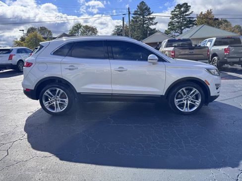 Used 2017 Lincoln MKC Reserve image 7