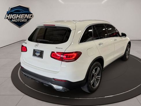 Used 2020 Mercedes-Benz GLC 300 4MATIC w/ Premium Package image 6