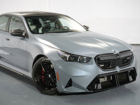 Used 2026 BMW M5 w/ Carbon Package image 14