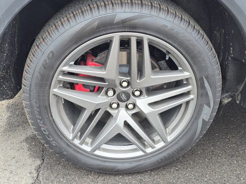 New 2026 Ford Explorer ST-Line w/ ST-Line Street Pack image 5