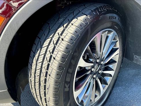 Used 2021 Lincoln Nautilus Reserve FWD image 37