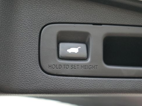 Used 2018 Honda CR-V Touring image 27