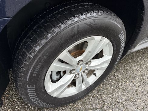 Used 2015 Chevrolet Equinox LS image 20