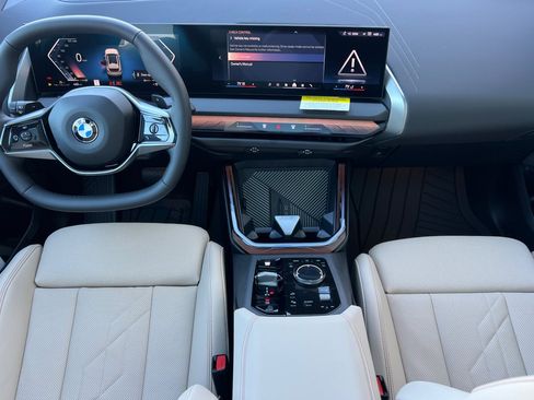 Used 2026 BMW X3 xDrive30i w/ Premium Package AWD/4WD image 13