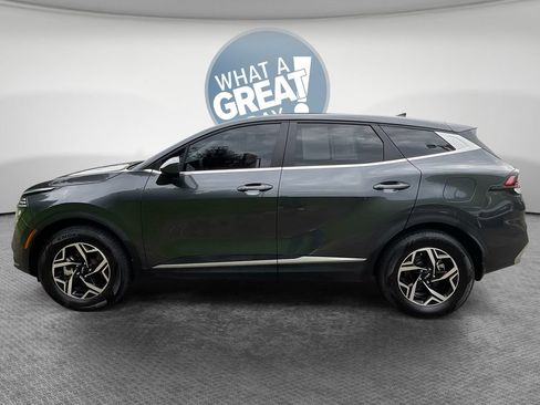 Used 2024 Kia Sportage LX AWD/4WD image 7