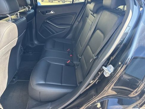 Used 2018 Mercedes-Benz GLA 250 image 10