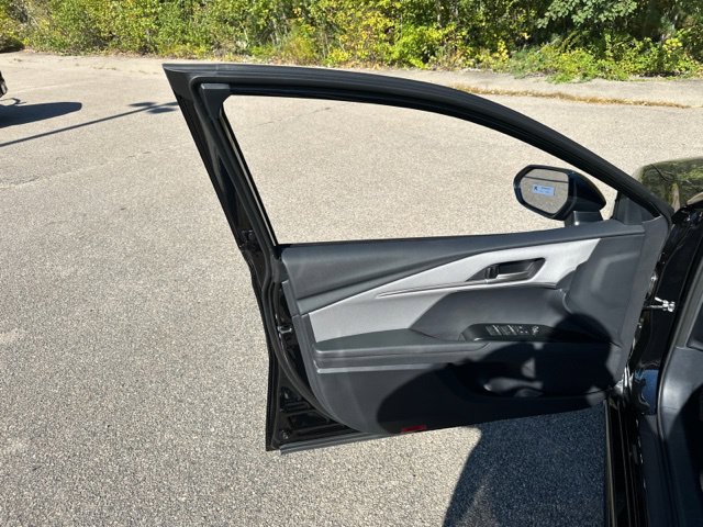 New 2026 Toyota Camry SE FWD image 22