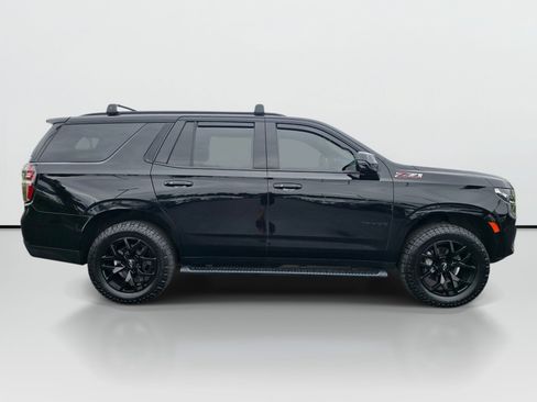 Used 2022 Chevrolet Tahoe Z71 w/ Z71 Off-Road Package AWD/4WD image 7