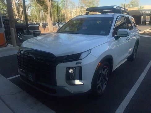 Used 2023 Hyundai Palisade SEL w/ Cargo Package image 3
