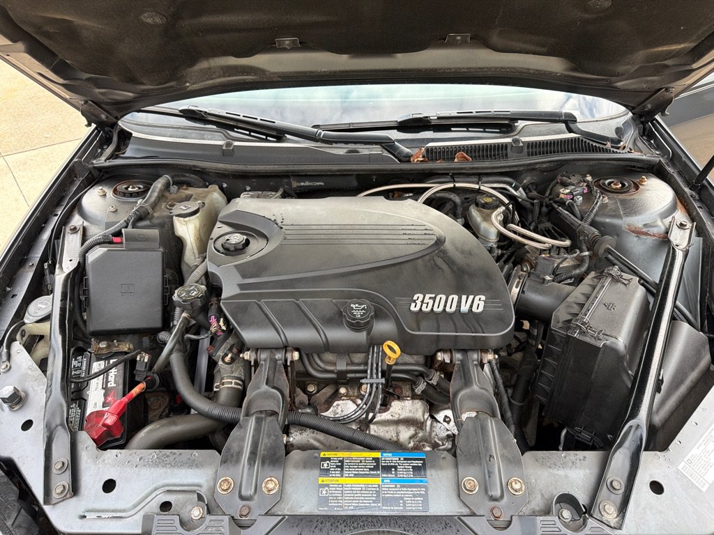 Used 2010 Chevrolet Impala LS FWD image 17