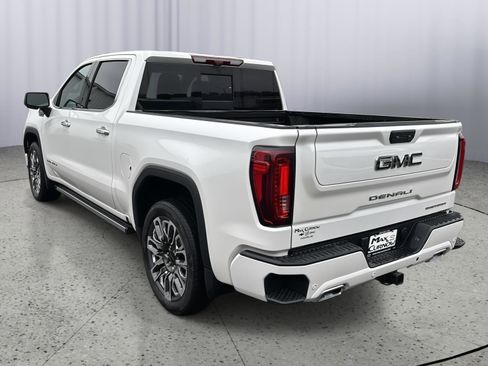 Used 2024 GMC Sierra 1500 Denali Ultimate image 3