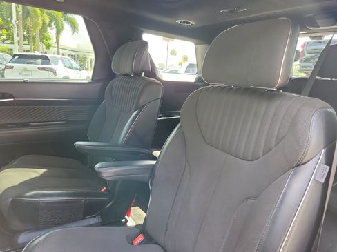 Used 2024 Hyundai Palisade Calligraphy AWD/4WD image 13