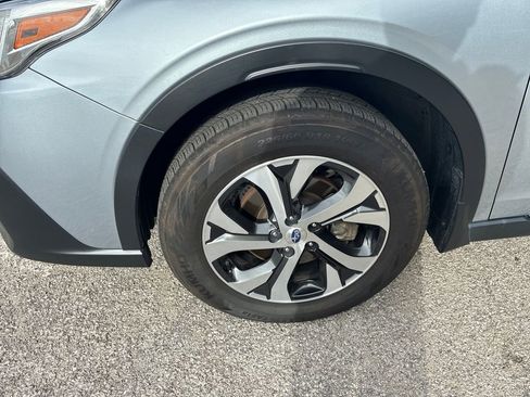 Used 2022 Subaru Outback Limited w/ Popular Package #2 AWD/4WD image 9