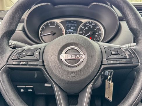 New 2025 Nissan Versa S w/ Trunk Package image 24