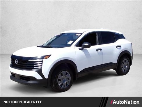 Used 2025 Nissan Kicks S AWD/4WD image 1