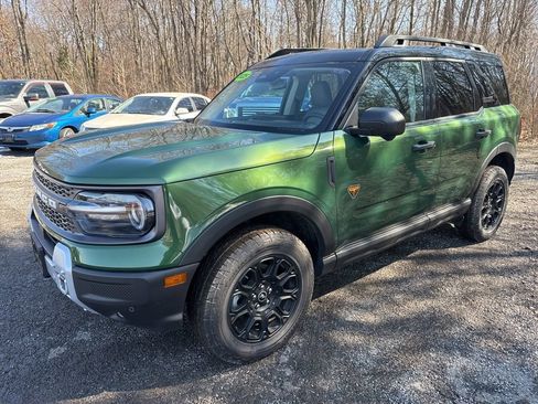 Used 2025 Ford Bronco Sport Badlands image 4