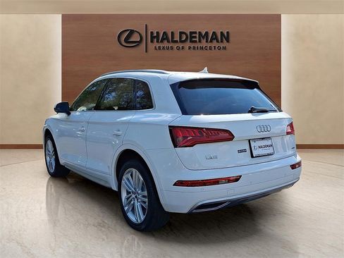 Used 2020 Audi Q5 2.0T Premium Plus w/ Premium Plus Package image 4