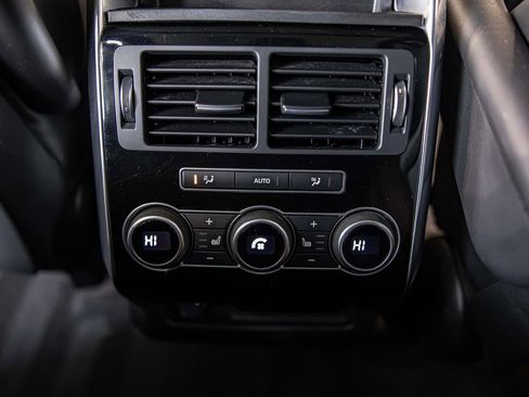 Used 2017 Land Rover Range Rover Sport HSE Dynamic image 35