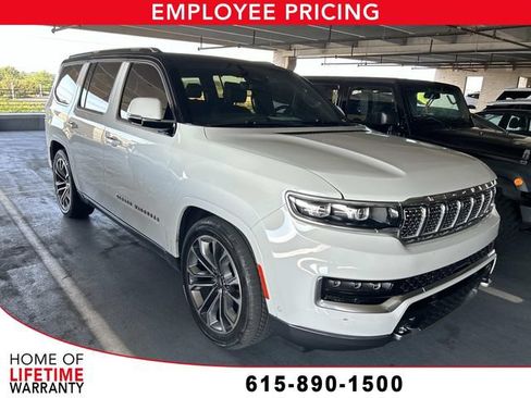 Used 2022 Jeep Grand Wagoneer Series III w/ Rear Seat Video Group 1 AWD/4WD image 1