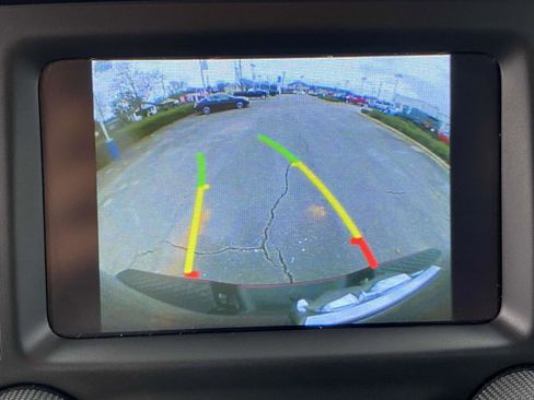 Used 2018 RAM 1500 Express w/ Express Value Package image 22