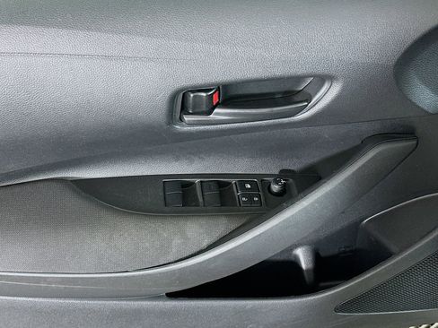 Used 2024 Toyota Corolla LE image 15