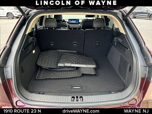 Certified 2023 Lincoln Nautilus Reserve w/ Equipment Group 201A AWD/4WD image 7