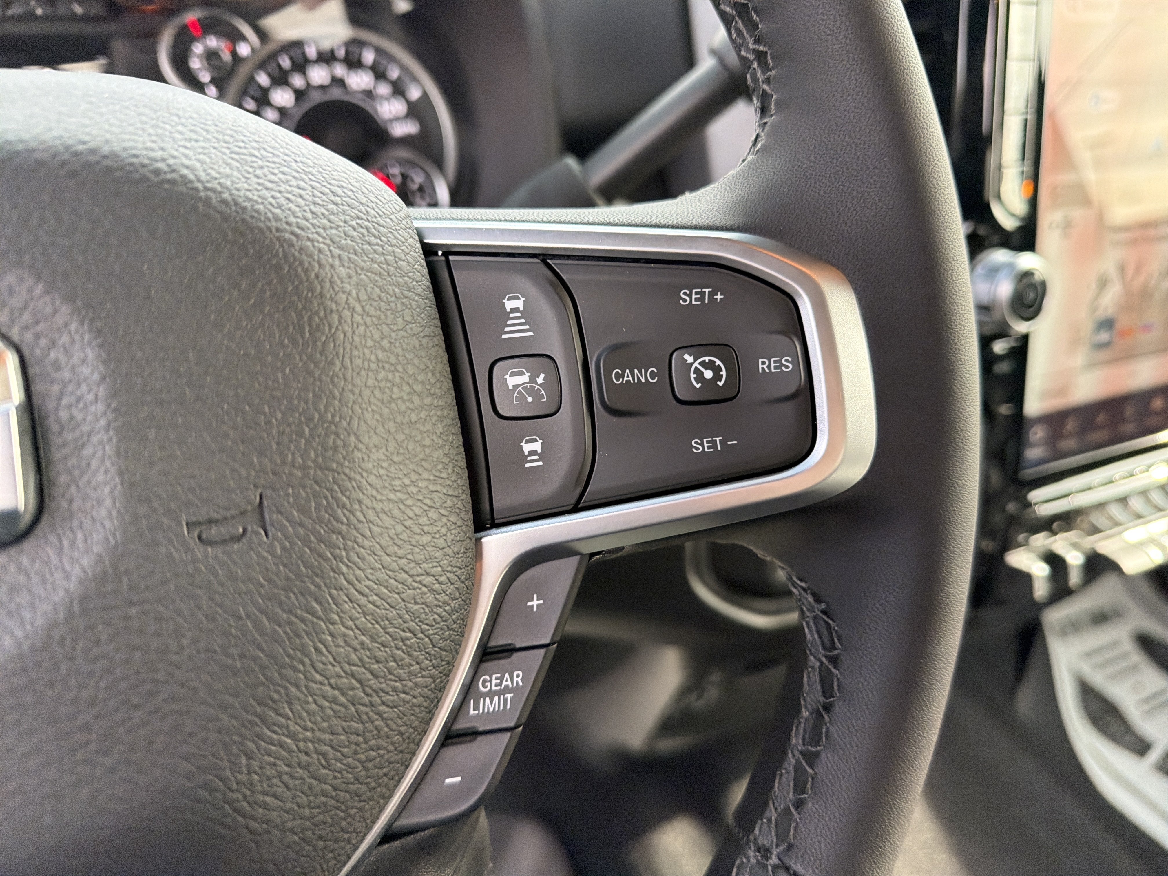 New 2026 RAM 2500 Big Horn AWD/4WD image 19