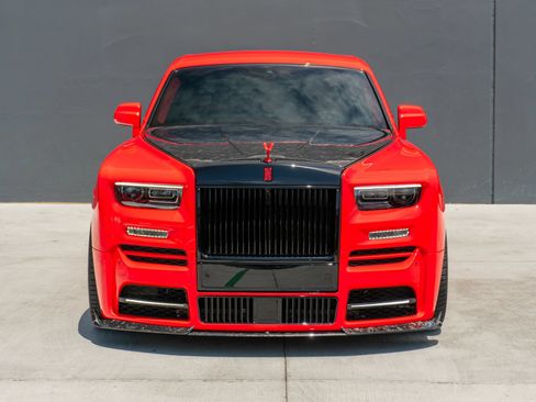 Used 2027 Rolls-Royce Phantom Sedan RWD image 4
