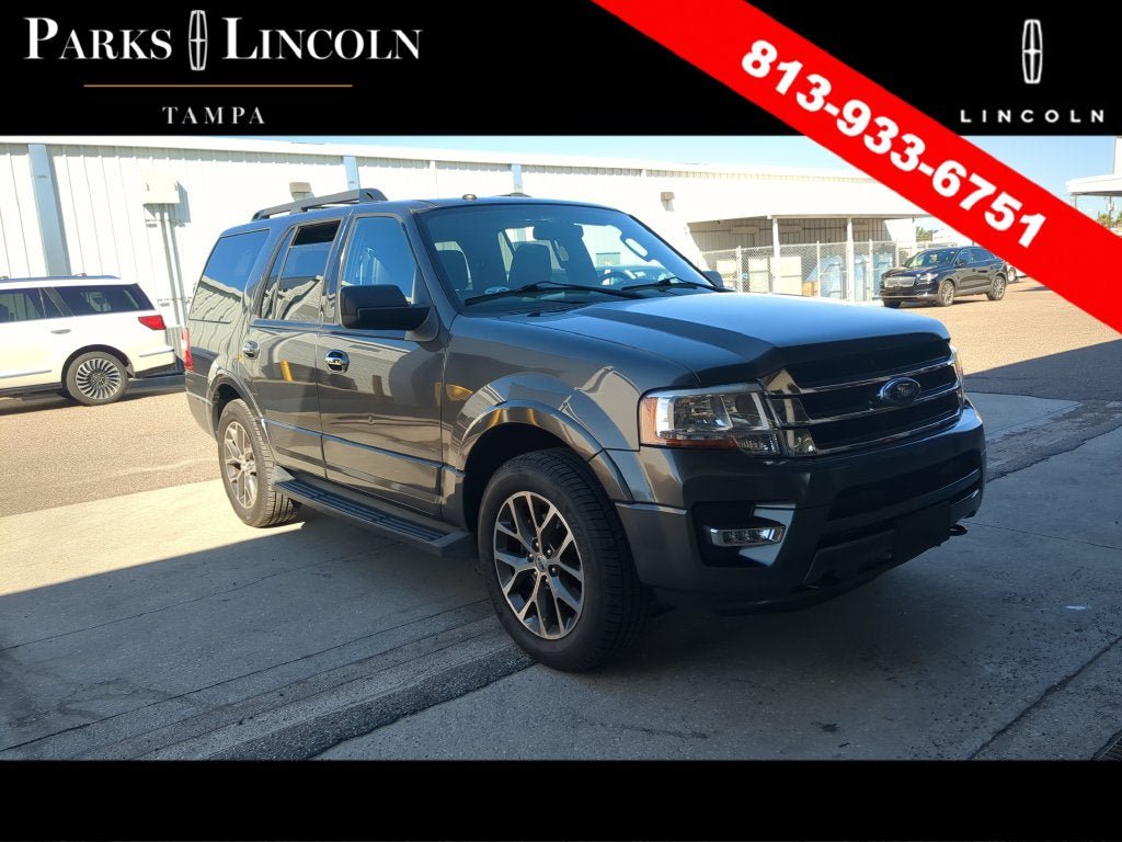 Used 2017 Ford Expedition XLT w/ Equipment Group 202A AWD/4WD image 1
