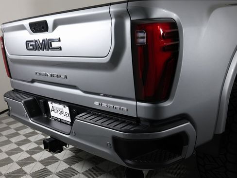 Used 2024 GMC Sierra 2500 Denali Ultimate image 59
