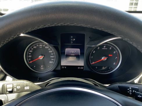 Used 2018 Mercedes-Benz GLC 300 image 11