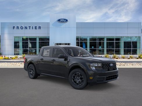 New 2026 Ford Maverick XLT FWD image 7