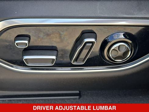 Used 2021 Jeep Grand Cherokee L Overland w/ Luxury Tech Group IV AWD/4WD image 16