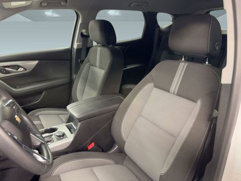 Used 2025 Chevrolet Blazer LT image 22