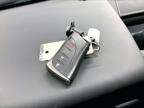 Used 2022 Lexus ES 350 w/ Premium Package FWD image 15