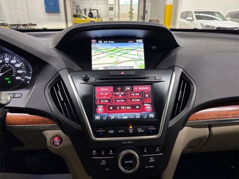Used 2017 Acura MDX SH-AWD w/ Advance Package image 24