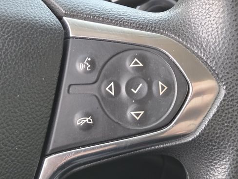 Used 2018 Chevrolet Traverse LS FWD image 29