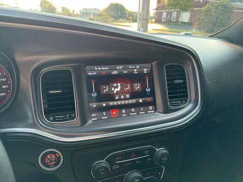 Used 2019 Dodge Charger Scat Pack w/ Plus Group RWD image 18
