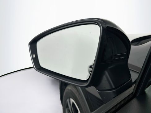 Used 2023 Volkswagen Tiguan S FWD image 16